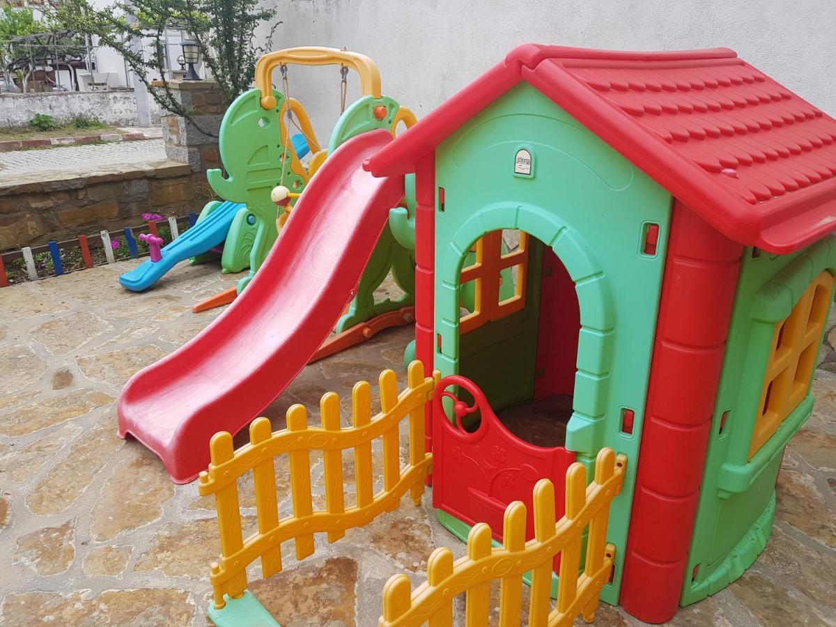 Yeni Bademli Konuk Evi Gokceada Exterior foto
